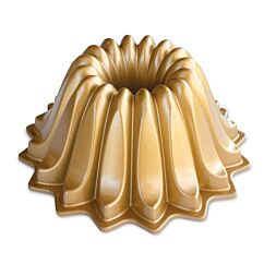 Nordic Ware Kahvikakkuvuoka Crown Bundt Pan, Kulta, 2,4 L