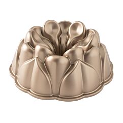 Nordic Ware Kakkuvuoka - Magnolia Bundt Pan, 2,4 L