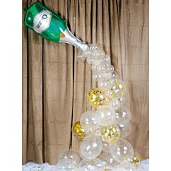 Kuppliva ilmapallokaari samppanjapullolla.