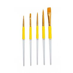 PME:n 5-osainen sivellinsetti, jolla maalaat, töpsöttelet tomuväriä ja viimeistelet kakkujen ja leivonnaisten yksityiskohdat.