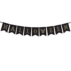 Musta banneri, kultaisella tekstillä lukee Halloween.