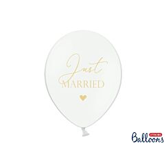 Valkoiset ilmapallot kultaisella tekstillä Just Married, ilmapallot häihin