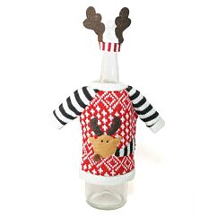 Jouluinen pullokoriste, poropusero ja poropipo.