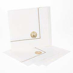 Valkoiset lautasliinat kultaisilla reunoilla, 16 kpl. 