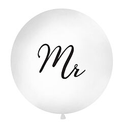 Iso valkoinen ilmapallo mustalla tekstillä "Mr".