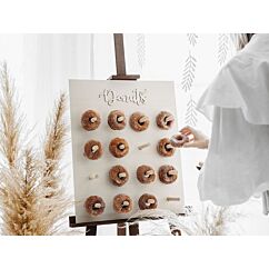 Puinen donitsiseinä, Donuts