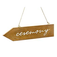 Puinen nuolikyltti "ceremony".