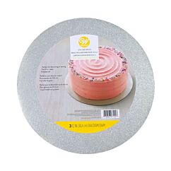 Hopeaglitterillä koristettu Wiltonin kakkualusta. Kakkualusta on pyöreä ja halkaisijaltaan 30 cm.