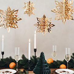 Ripustettavat 3D kultaiset lumihiutaleet.