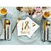 Servetit 18-vuotisjuhliin! Valkoiset, kulta-metallinhohtoisella tekstillä "18th Birthday!"

